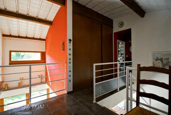 Maison d’architecte 7 pièces 220m2 - vue et accès Moselle via ponton privatif - LIVERDUN (54)