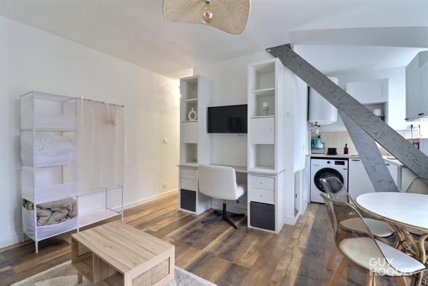 VANNES : LOCATION Meublé - Hyper-centre