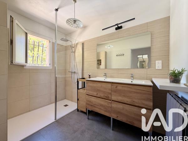 Maison à vendre 6 pièces 165 m² Pélissanne