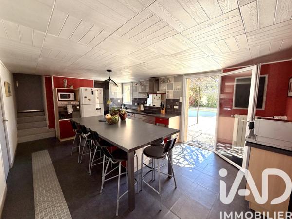 Maison à vendre 6 pièces 165 m² Pélissanne