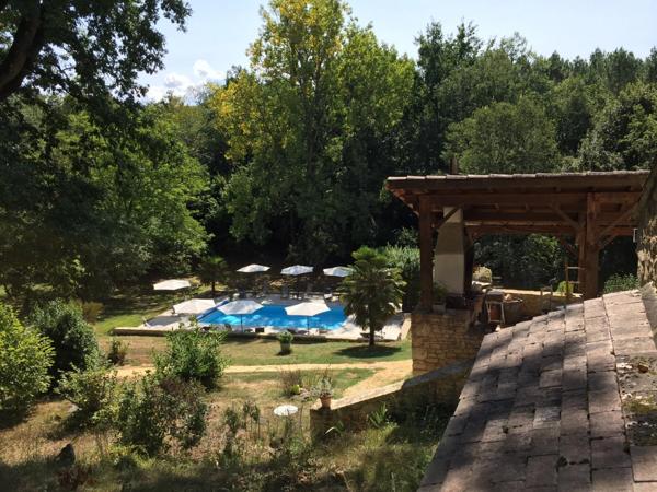 Propriete à vendre 11 pièces LE BUISSON DE CADOUIN (24)