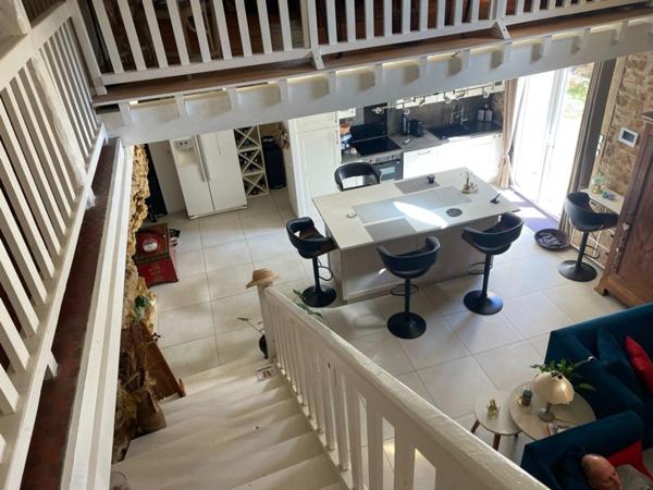 Propriete à vendre 11 pièces LE BUISSON DE CADOUIN (24)