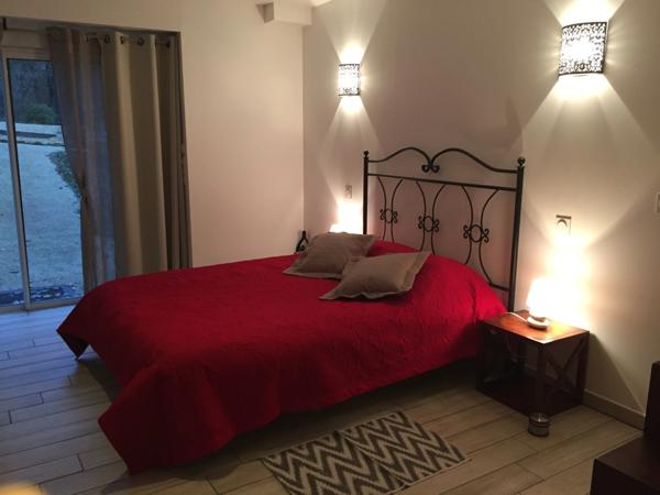 Propriete à vendre 11 pièces LE BUISSON DE CADOUIN (24)