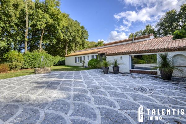 SAINT-AIGNAN-GRANDLIEU, L'HALBRANDIERE | Maison (342m²| 12P, 4ch)