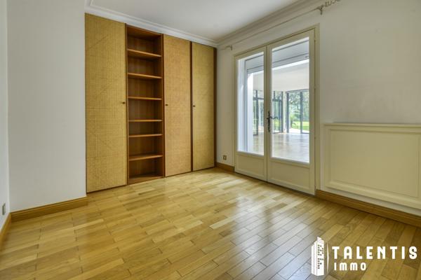 SAINT-AIGNAN-GRANDLIEU, L'HALBRANDIERE | Maison (342m²| 12P, 4ch)