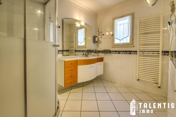 SAINT-AIGNAN-GRANDLIEU, L'HALBRANDIERE | Maison (342m²| 12P, 4ch)