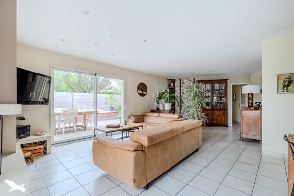 Maison à vendre 375 264 € Saint-Loubès 7 p 145 m² DPE C