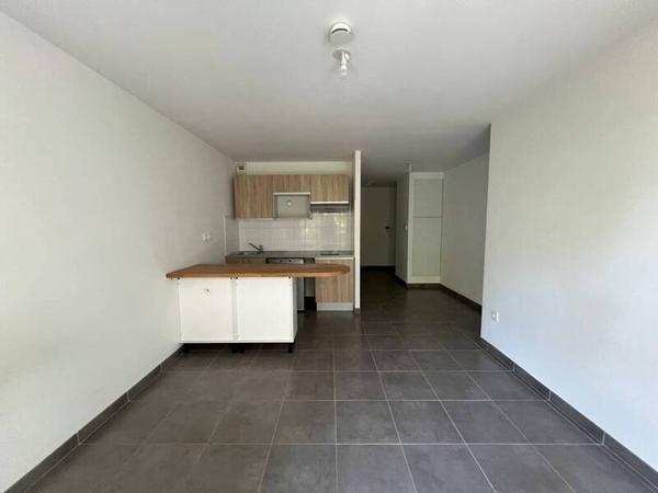 Appartement 1 pièce                                        - 44300 Nantes Réf : 12110