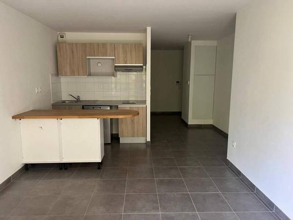 Appartement 1 pièce                                        - 44300 Nantes Réf : 12110