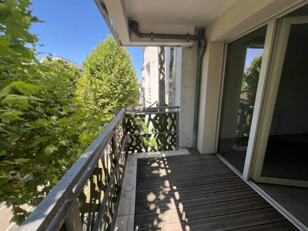 Appartement 1 pièce                                        - 44300 Nantes Réf : 12110