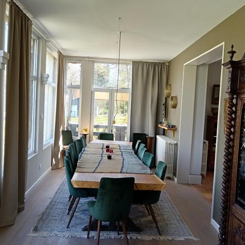 manoir de 1870 400m2 habitables 10 pièces 5 chambres parc arboré de 19000 m2  650000 Euros