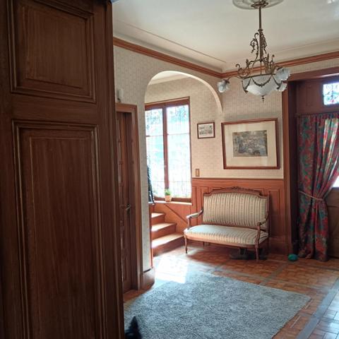 manoir de 1870 400m2 habitables 10 pièces 5 chambres parc arboré de 19000 m2  650000 Euros
