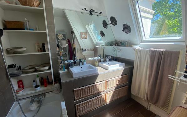 Appartement à vendre    6 pièces • 156,79 m2 Sainte-Foy-lès-Lyon