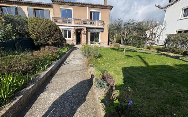 Maison à vendre    6 pièces •  Trèbes
