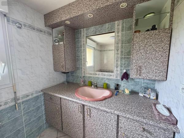 Achat - Maison Saint-Thuriau 56300 5 pièces 163 m 2