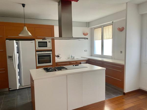 Appartement Niort 5 pièce(s) 175 m2