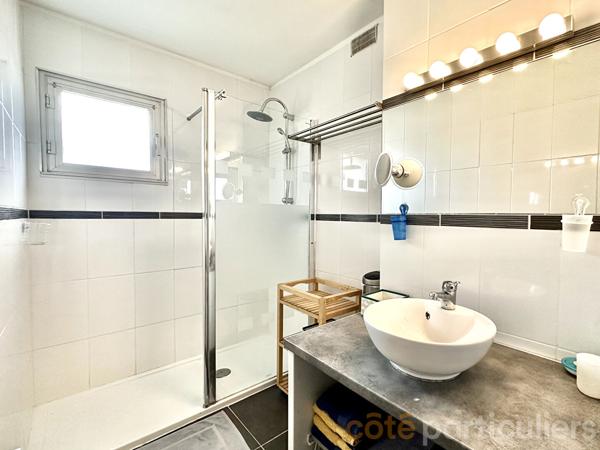 Vente
                Appartement67,45 m² - 4 Pièces -
                    LE GRAU DU ROI (30240)