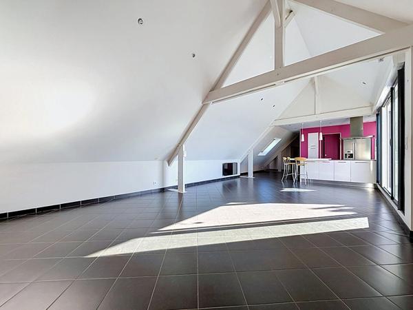Rare à la vente ! Coeur de ville Saint-Lô Appartement 5 pièce(s) 126 m2 avec terrasse exposée sud et garage SAINT-LO