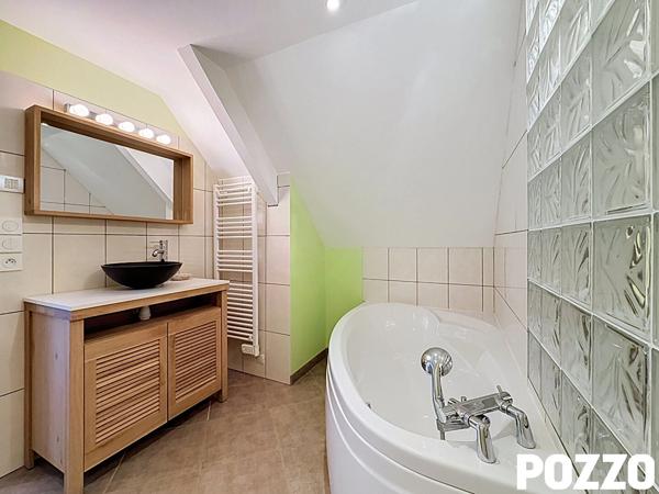 Rare à la vente ! Coeur de ville Saint-Lô Appartement 5 pièce(s) 126 m2 avec terrasse exposée sud et garage SAINT-LO