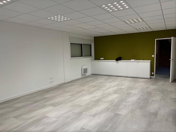 Local d'activité Saint Julien De Concelles 280 m2, Saint julien de concelles 44450