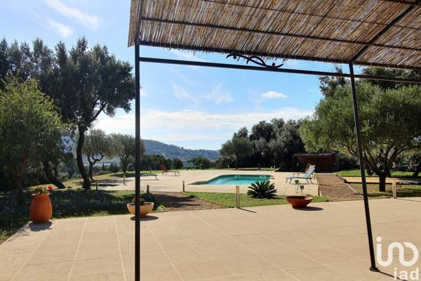 Maison à vendre 4 pièces 130 m² Le Beausset