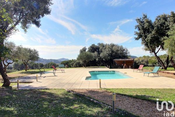 Maison à vendre 4 pièces 130 m² Le Beausset