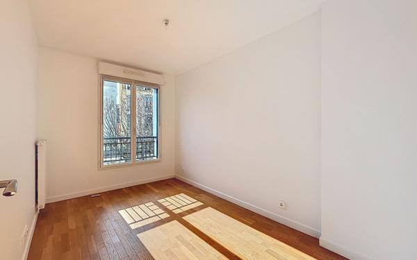 Appartement à louer    3 pièces • 61,21 m2 Suresnes