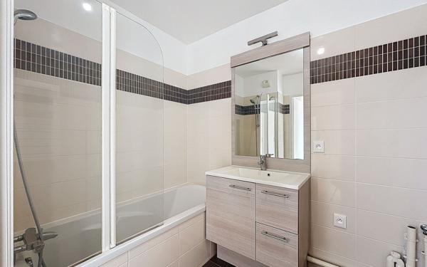 Appartement à louer    3 pièces • 61,21 m2 Suresnes