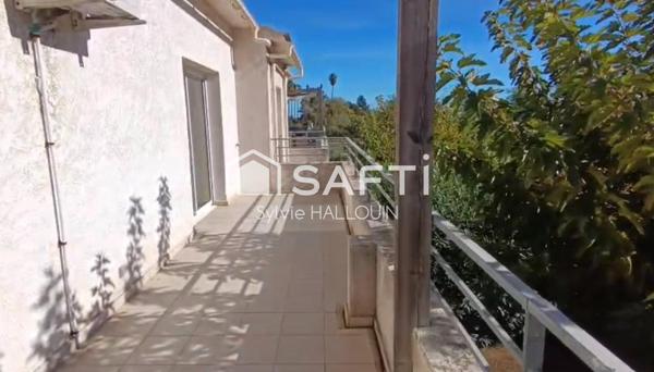 Appartement T3 bord de mer 44m² terrasse