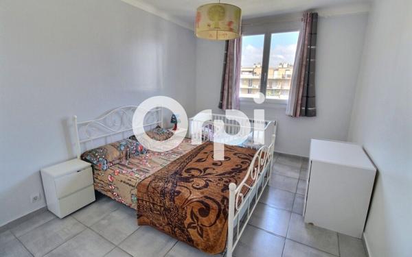Appartement à vendre    3 pièces • 54,44 m2 Marseille 13