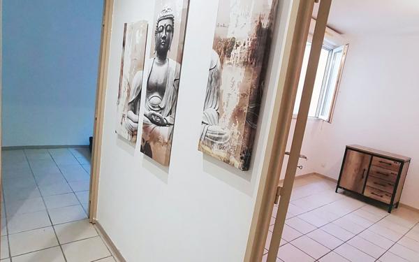 Appartement à vendre    3 pièces • 53 m2 Ollioules