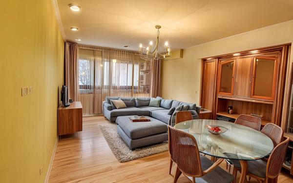 Appartement à vendre    5 pièces • 85,41 m2 Vitrolles