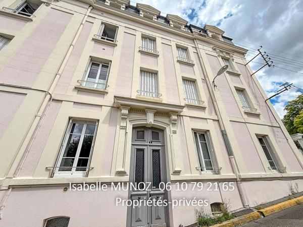 Appartement Chamalieres 5 pièce(s) 100.62 m2, caves, garage