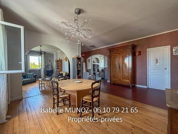 Appartement Chamalieres 5 pièce(s) 100.62 m2, caves, garage