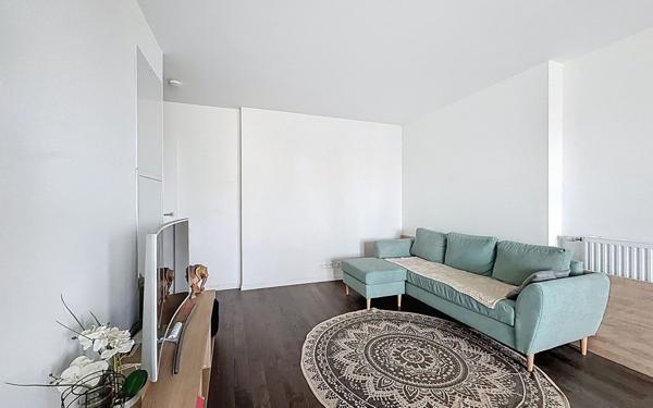 Appartement à vendre    3 pièces • 67,07 m2 Guyancourt