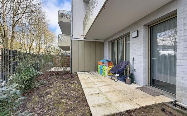Appartement à vendre    3 pièces • 67,07 m2 Guyancourt