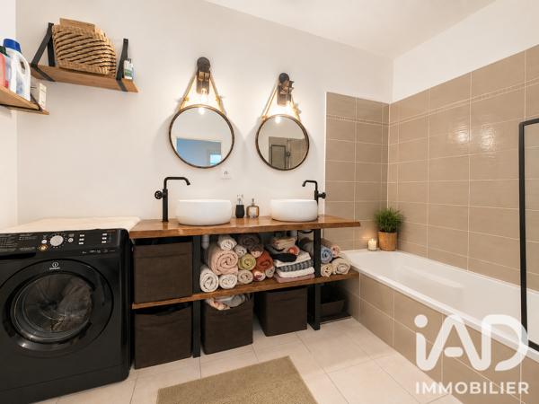 Appartement à vendre 4 pièces 84,2 m² Cogolin