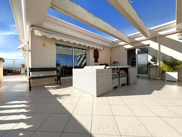 Appartement  4 pièces 97 m2 Dernier étage Vue Mer - Saint Laurent Du Var