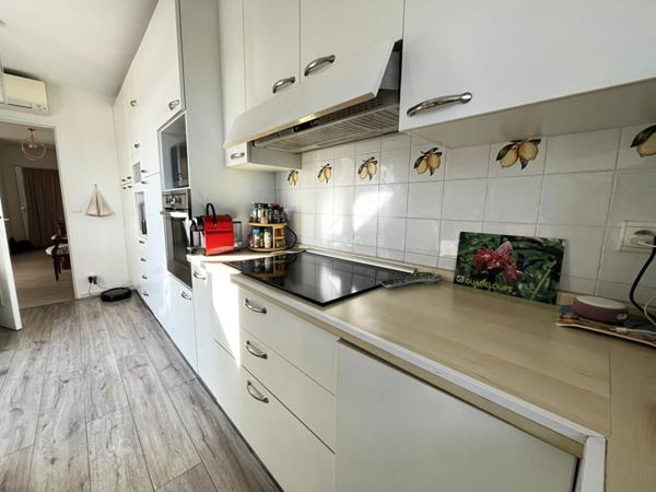 Appartement  4 pièces 97 m2 Dernier étage Vue Mer - Saint Laurent Du Var