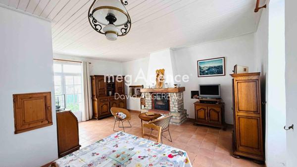 Maison à L' ILE-D'YEU, 85350 - 8 pièces 163m²