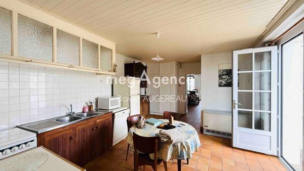 Maison à L' ILE-D'YEU, 85350 - 8 pièces 163m²