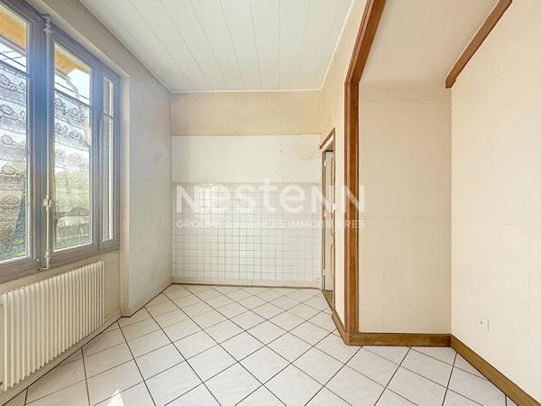 Maison 5 pièces 4 chambres avec jardin et garage - 69500 BRON