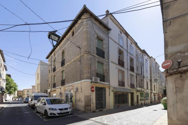 Lodève (34700) Appartement 3 pièces 62 m2 avec terrasse - immeuble rénové avec ascenseur