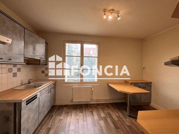 Location Appartement 4 pièces 120 m² - 13 PROMENADE DES PRES Etampes 91150