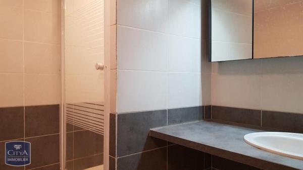 Appartement à louer 2 pièces 45.01m² Saint-Nazaire-en-Royans (26190)