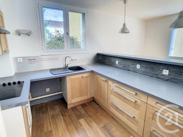 Appartement à vendre  2 pièces - 55,27 m2 FONTAINEBLEAU - 77