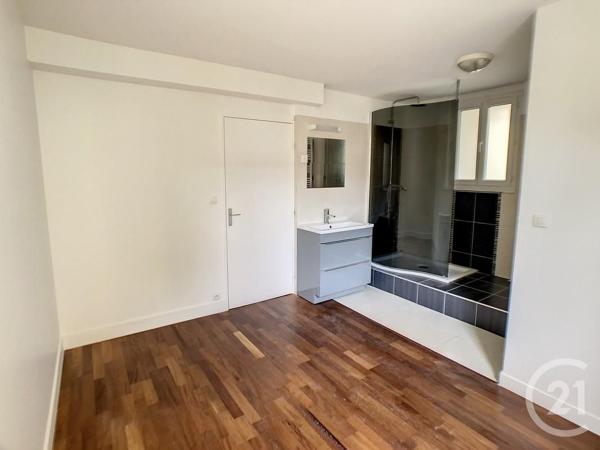 Appartement à vendre  2 pièces - 55,27 m2 FONTAINEBLEAU - 77