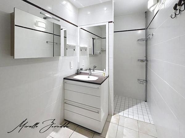 Jonquieres Saint Vincent VILLA, résidence sécurisée de 91m² avec terrasse et parking