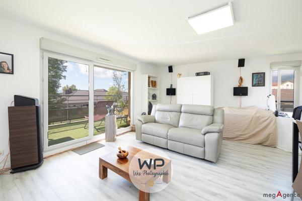 Appartement à CESSY, 01170 - 4 pièces 92m²