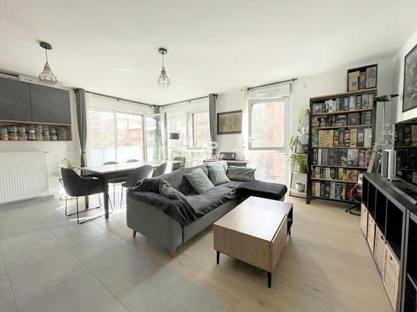 À vendre : Appartement 3 pièces à Chaville - Référence 25-17963 €409 000 ** - Référence 648-C